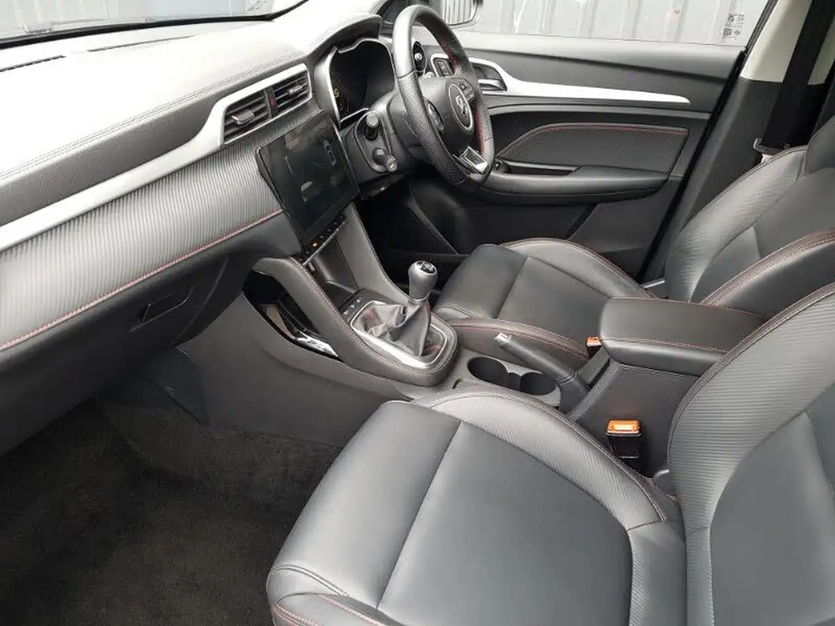 2024-mg-zs-suv-10t-gdi-exclusive-big-4