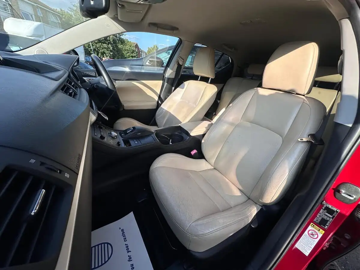 2011-lexus-ct-200h-18-se-l-premier-big-18