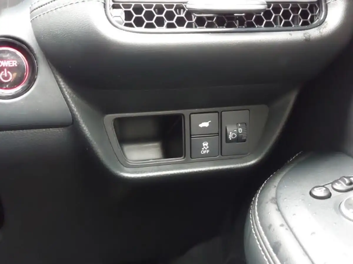 2024-honda-zr-v-20-i-mmd-sport-big-14