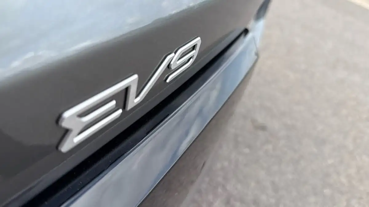 2025-kia-ev9-e-gt-line-s-7-big-29