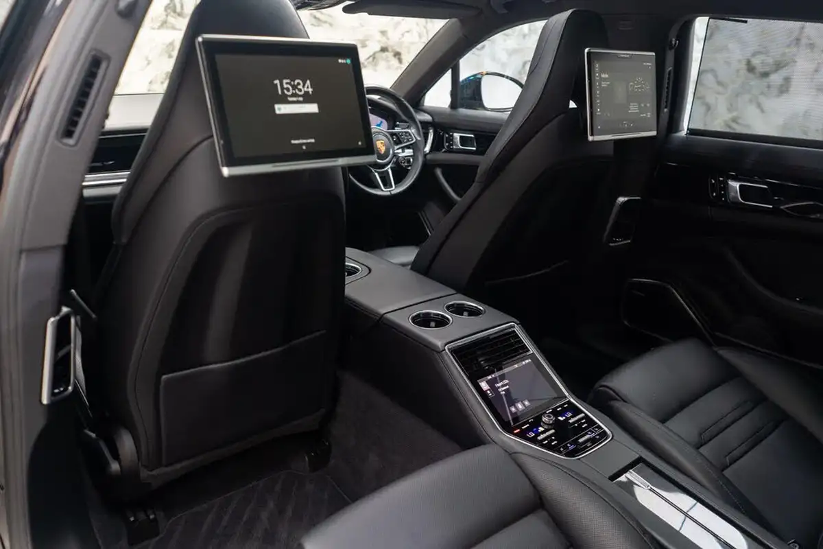 2017-porsche-panamera-29-v6-4-e-hybrid-executive-big-49