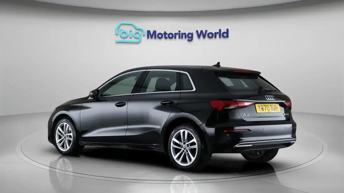 2020-audi-a3-10-30-tfsi-110ps-sportback-5d-big-5