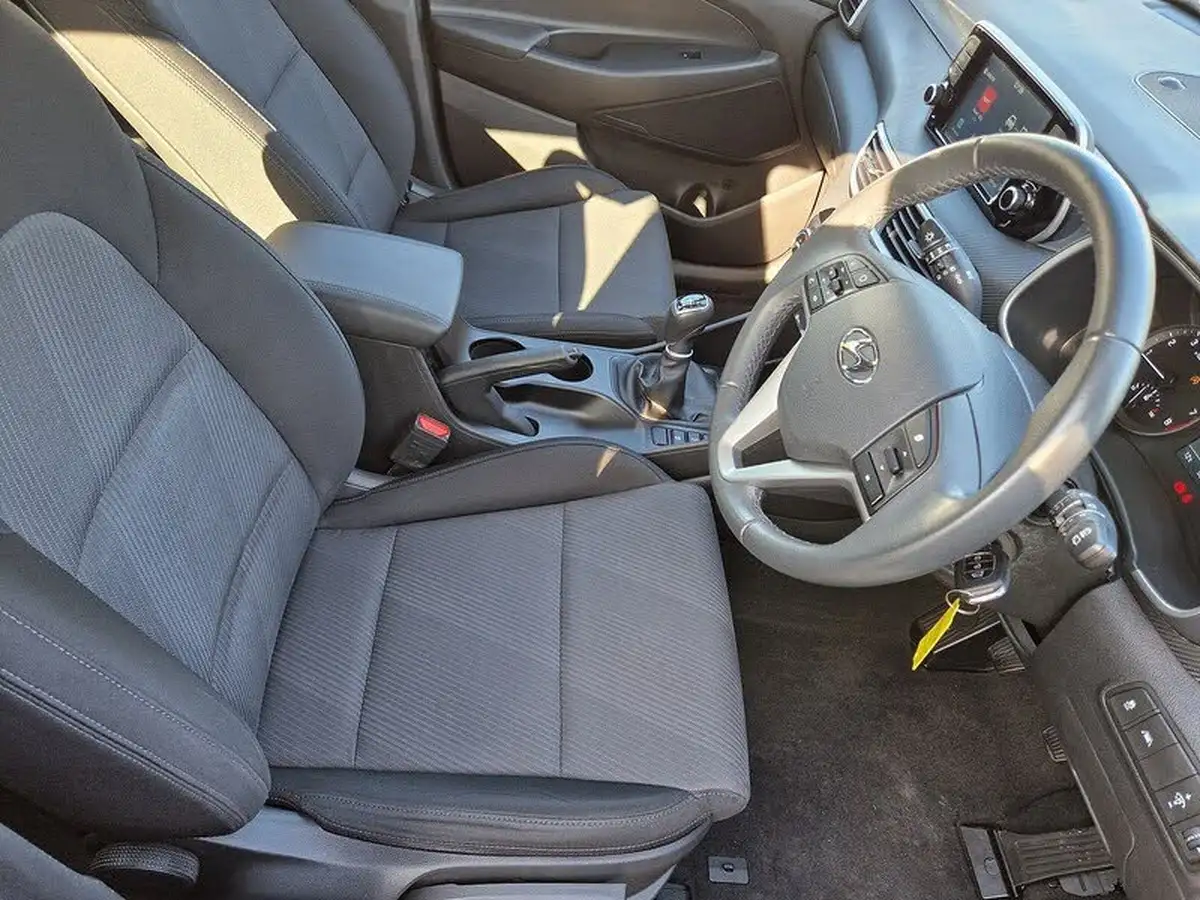 2019-hyundai-tucson-16-gdi-s-connect-big-5