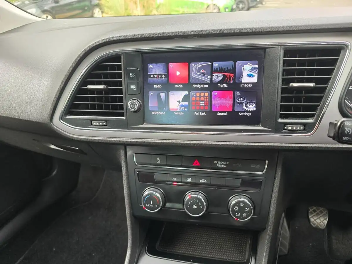 2017-seat-leon-12-tsi-se-dynamic-technology-hatchback-big-25