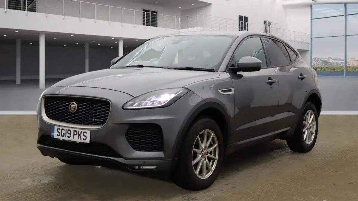 2019-jaguar-e-pace-20-i4d-r-dynamic-150ps-big-0