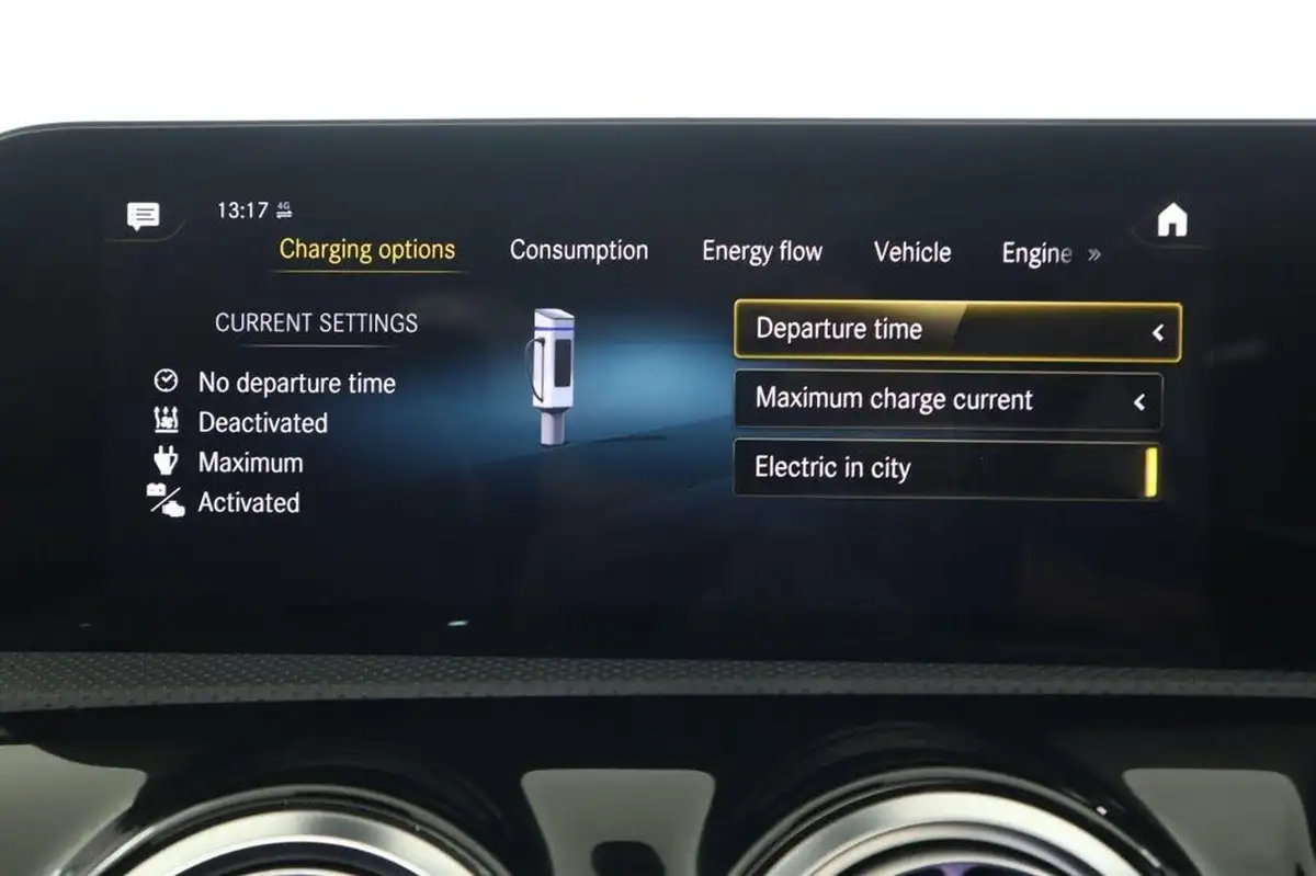 2022-mercedes-benz-cla-13-cla-250e-amg-line-premium-plus-night-edition-coupe-4d-big-37