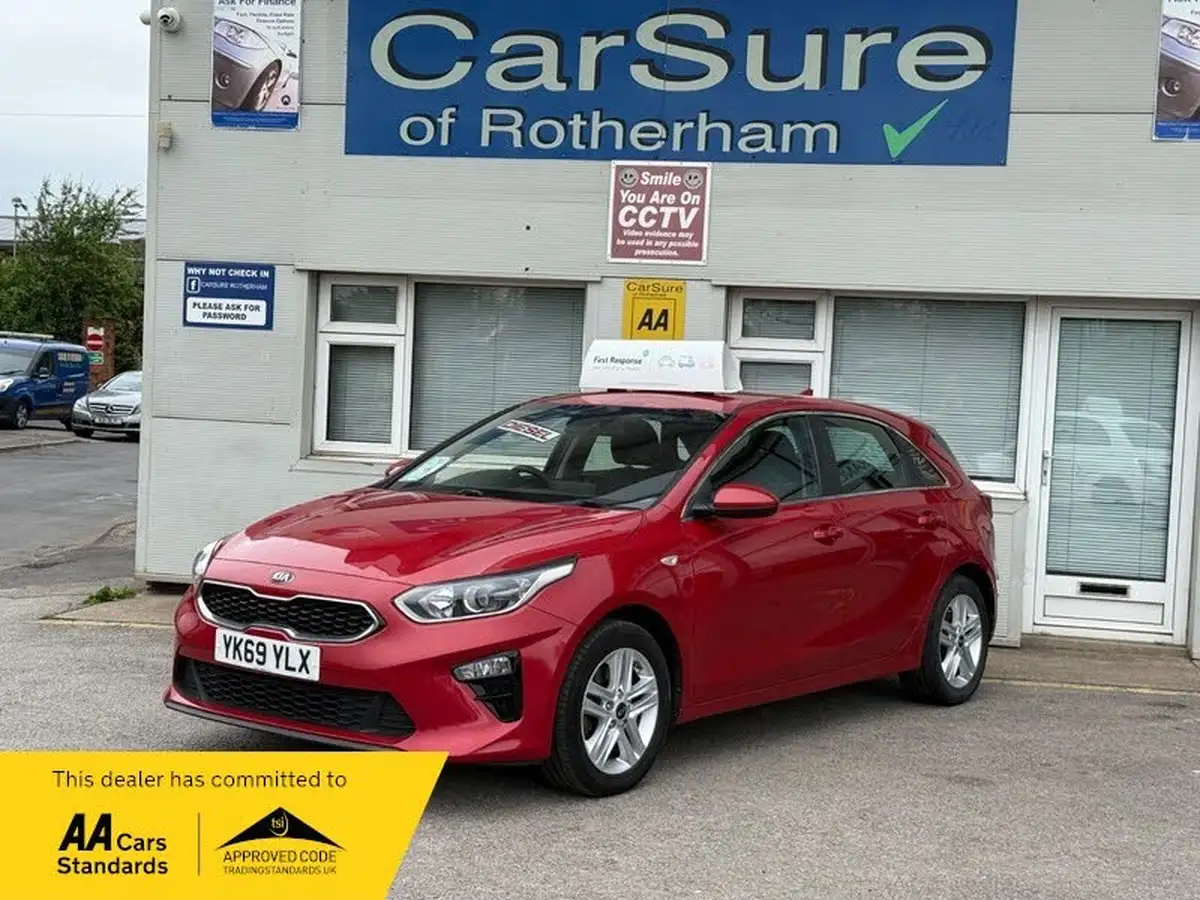 2019-kia-ceed-16crdi-2-nav-adap-hatchback-big-0