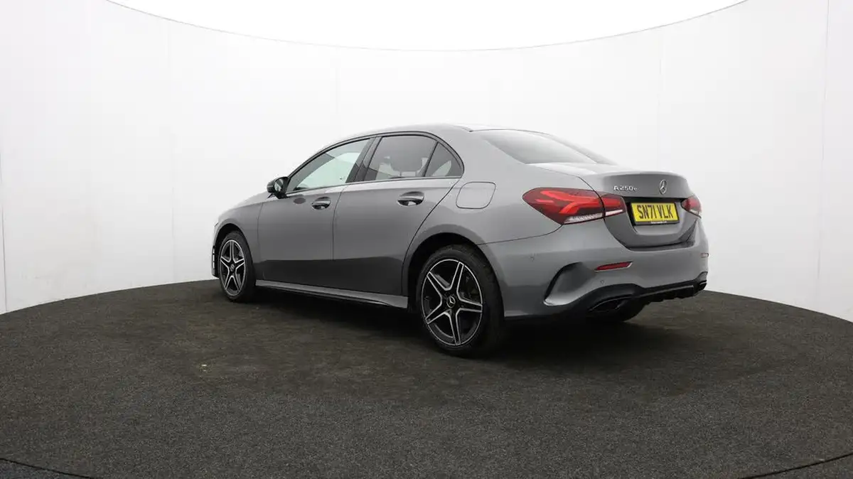 2021-mercedes-benz-a-class-20-a250-amg-line-executive-edition-saloon-4d-big-79