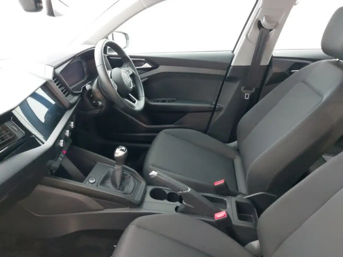 2022-audi-a1-10-25-tfsi-technik-big-4