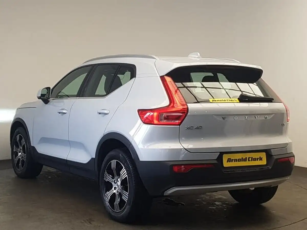 2020-volvo-xc40-15-t3-inscription-big-1
