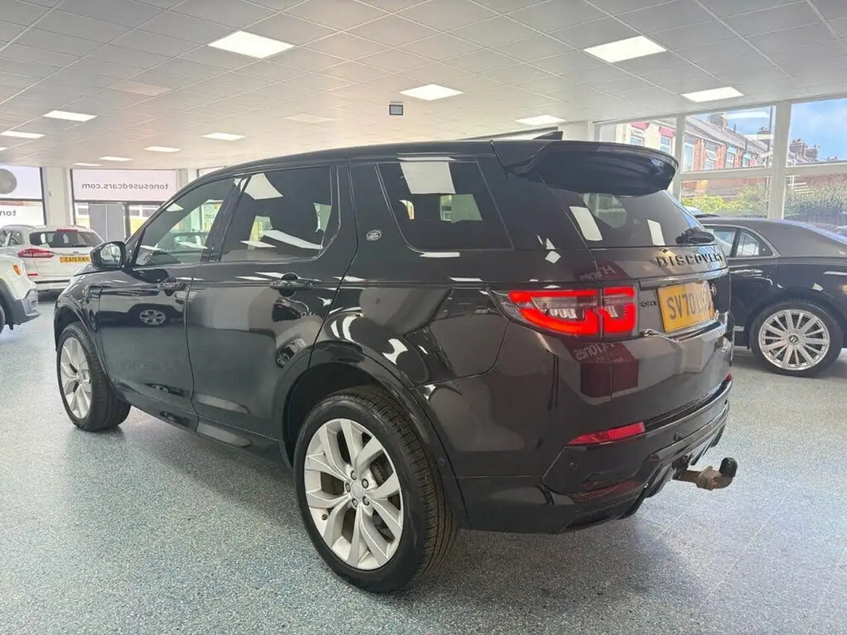 2021-land-rover-discovery-sport-20-d165-r-dynamic-s-plus-big-15