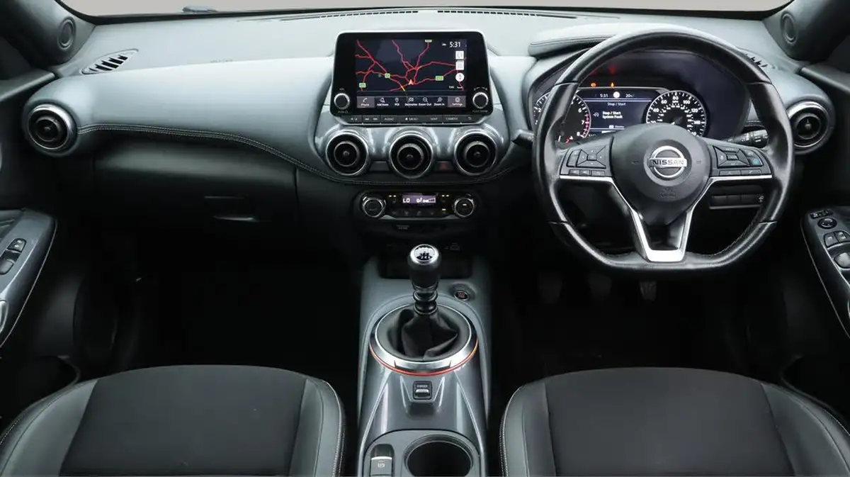 2021-nissan-juke-10-dig-t-tekna-big-13