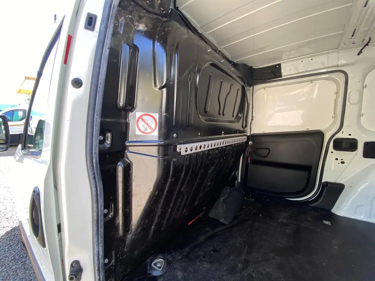 2015-fiat-doblo-cargo-13td-v-l1-refrigerated-van-big-11