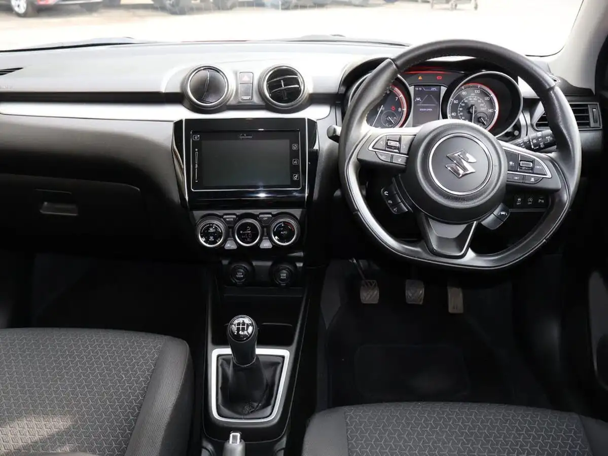 2021-suzuki-swift-12-dualjet-sz5-big-16