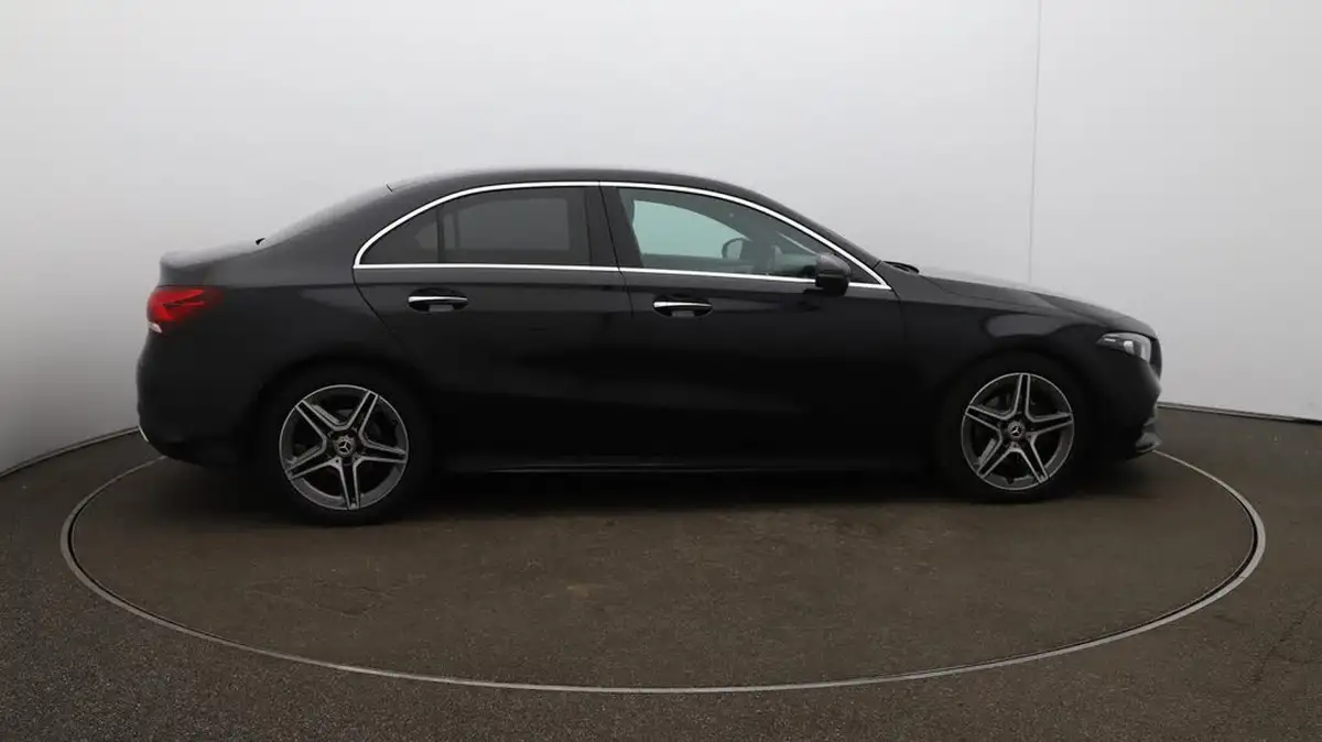2020-mercedes-benz-a-class-20d-a200d-amg-line-premium-saloon-4d-big-50