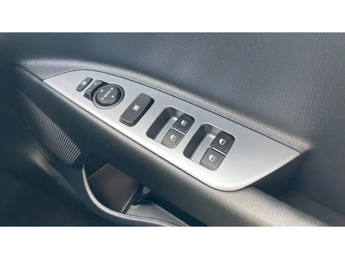 2024-kia-stonic-10-t-gdi-gt-line-s-98bhp-big-28