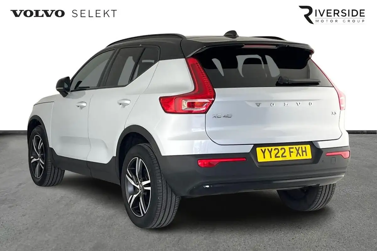 2021-volvo-xc40-15-t3-r-design-161bhp-big-2
