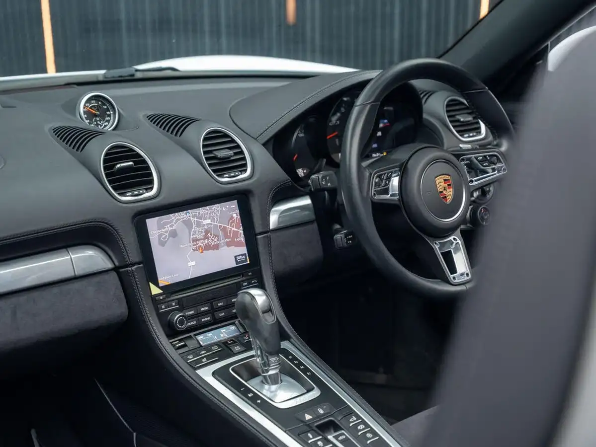 2018-porsche-boxster-718-25-boxster-gts-365ps-ss-pdk-big-35