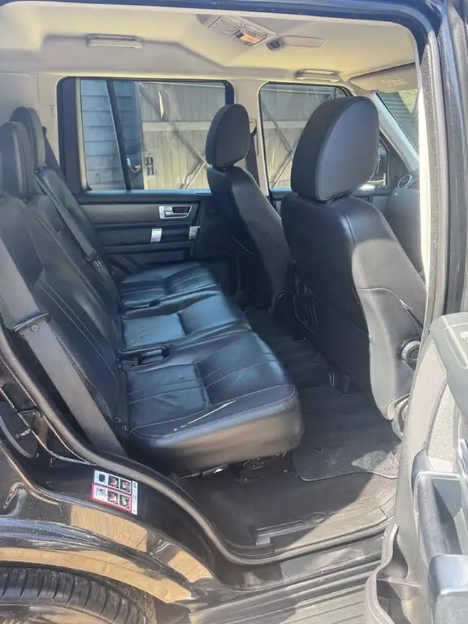 2016-land-rover-discovery-4-30-sd-v6-graphite-big-15