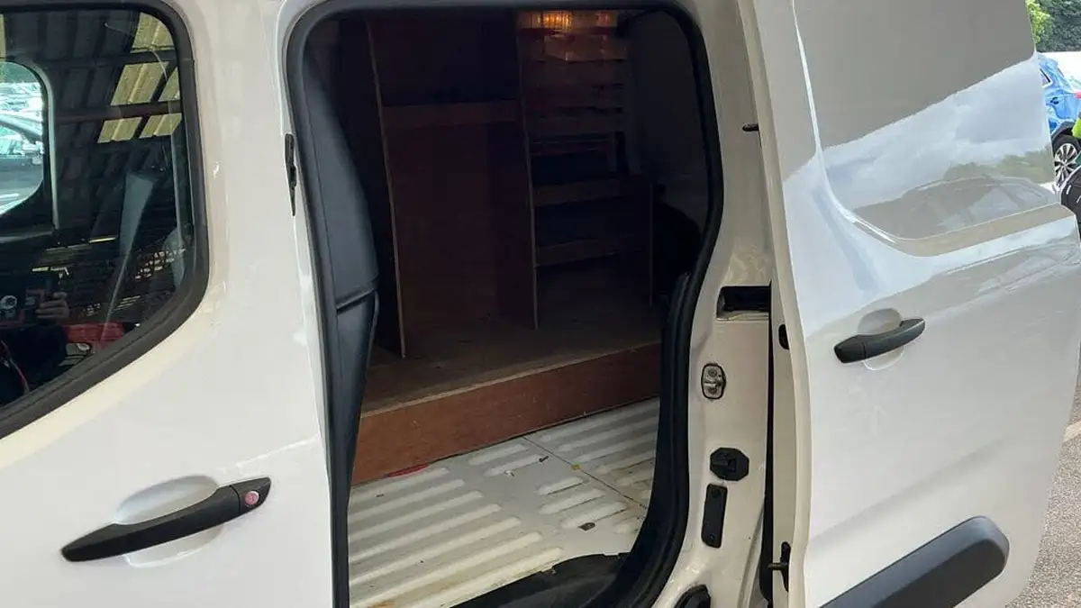 2022-citroen-berlingo-15bluehdi-1000-enterprise-pro-100pseu6d-big-7