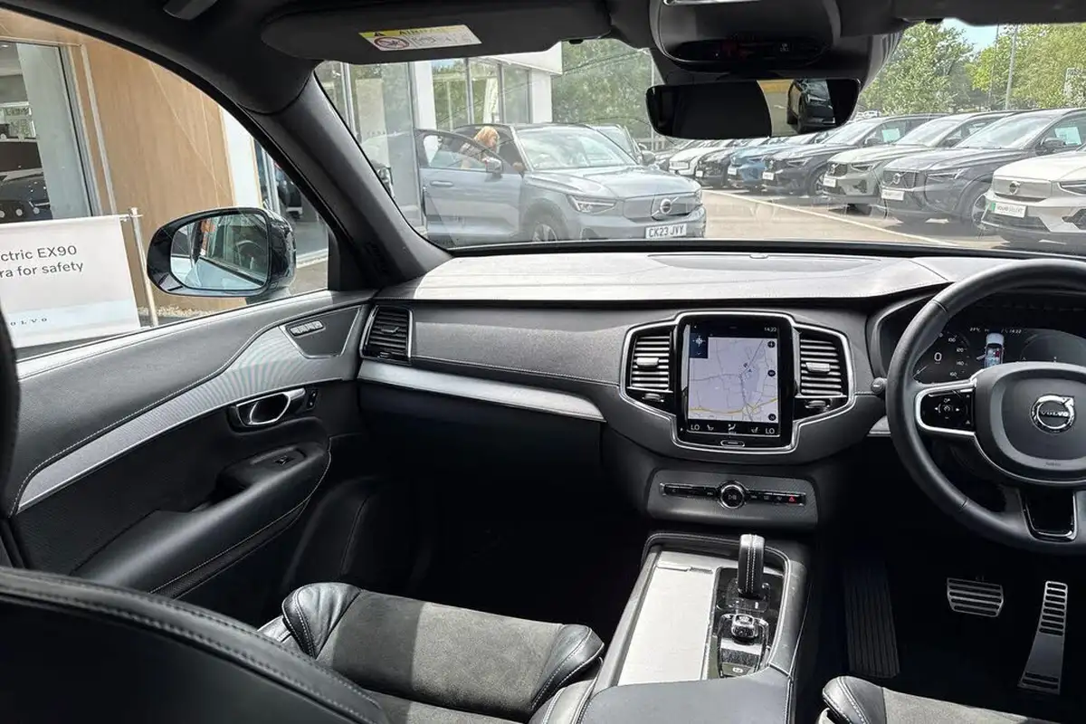 2022-volvo-xc90-20-t8-r-design-455bhp-big-32
