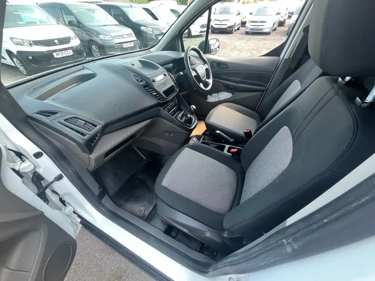 2021-ford-transit-connect-big-13