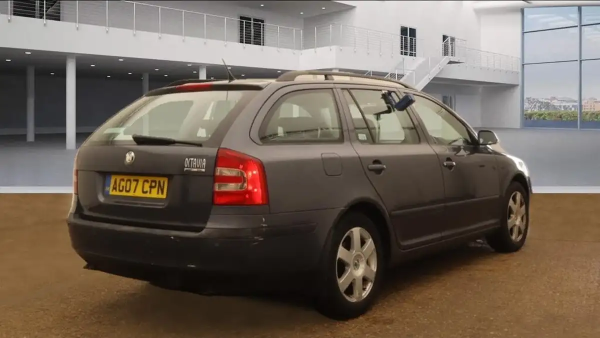 2007-skoda-octavia-20td-elegance-142ps-estate-dsg-big-3