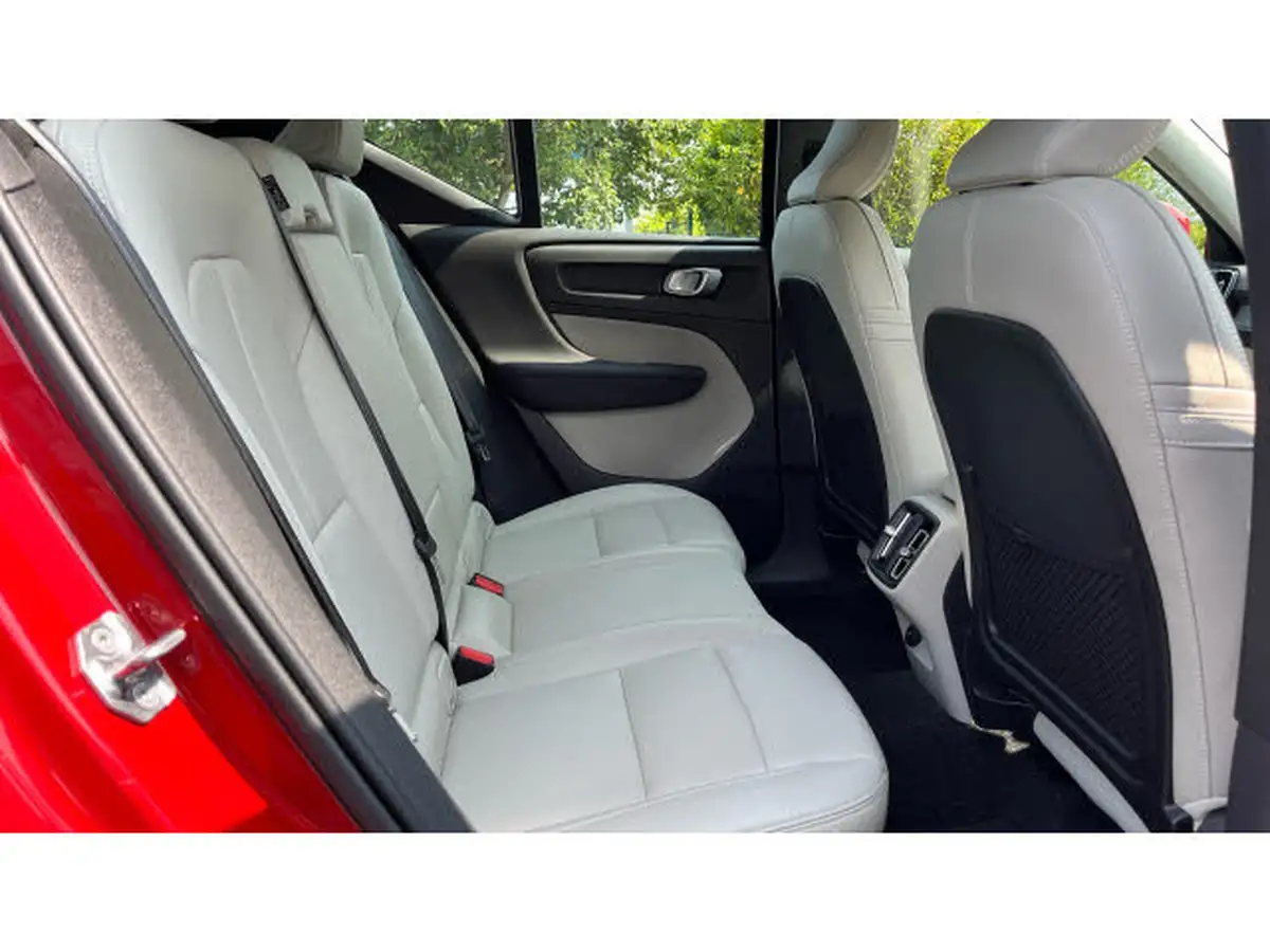 2021-volvo-xc40-15-t3-inscription-pro-163bhp-geartronic-big-15