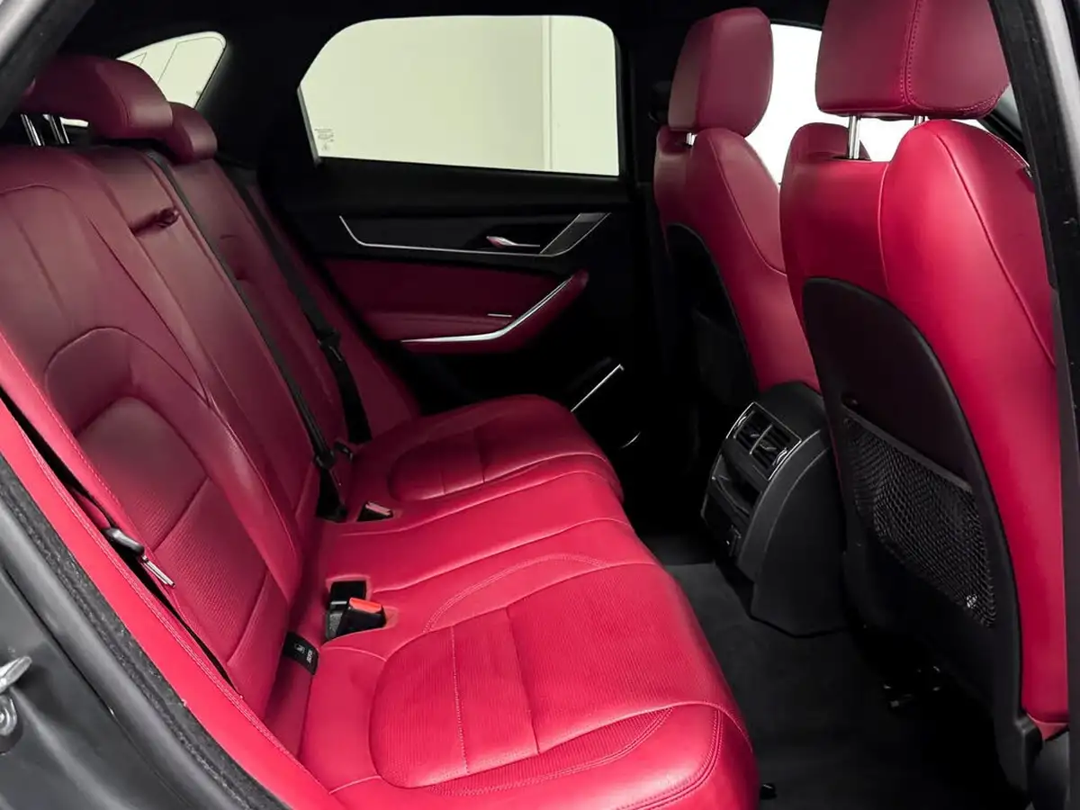 2021-jaguar-f-pace-20-d200-r-dynamic-se-mhev-big-26