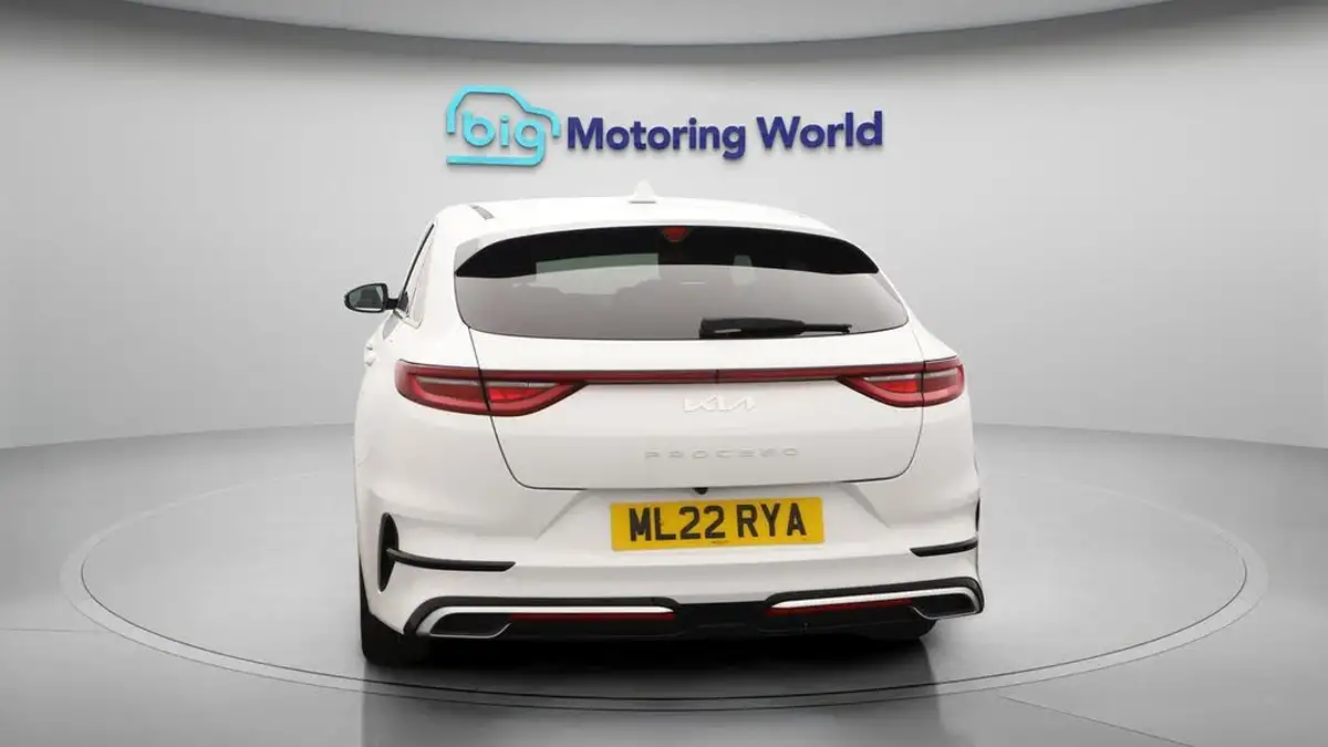 2022-kia-pro-ceed-15-t-gdi-gt-line-big-6