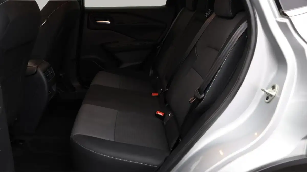 2022-nissan-qashqai-13-dig-t-n-connecta-140ps-big-16