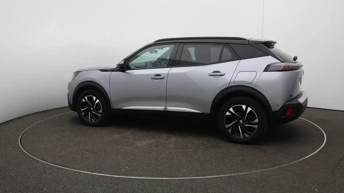 2023-peugeot-2008-suv-e-gt-136bhp-50kwh-station-wagon-big-49