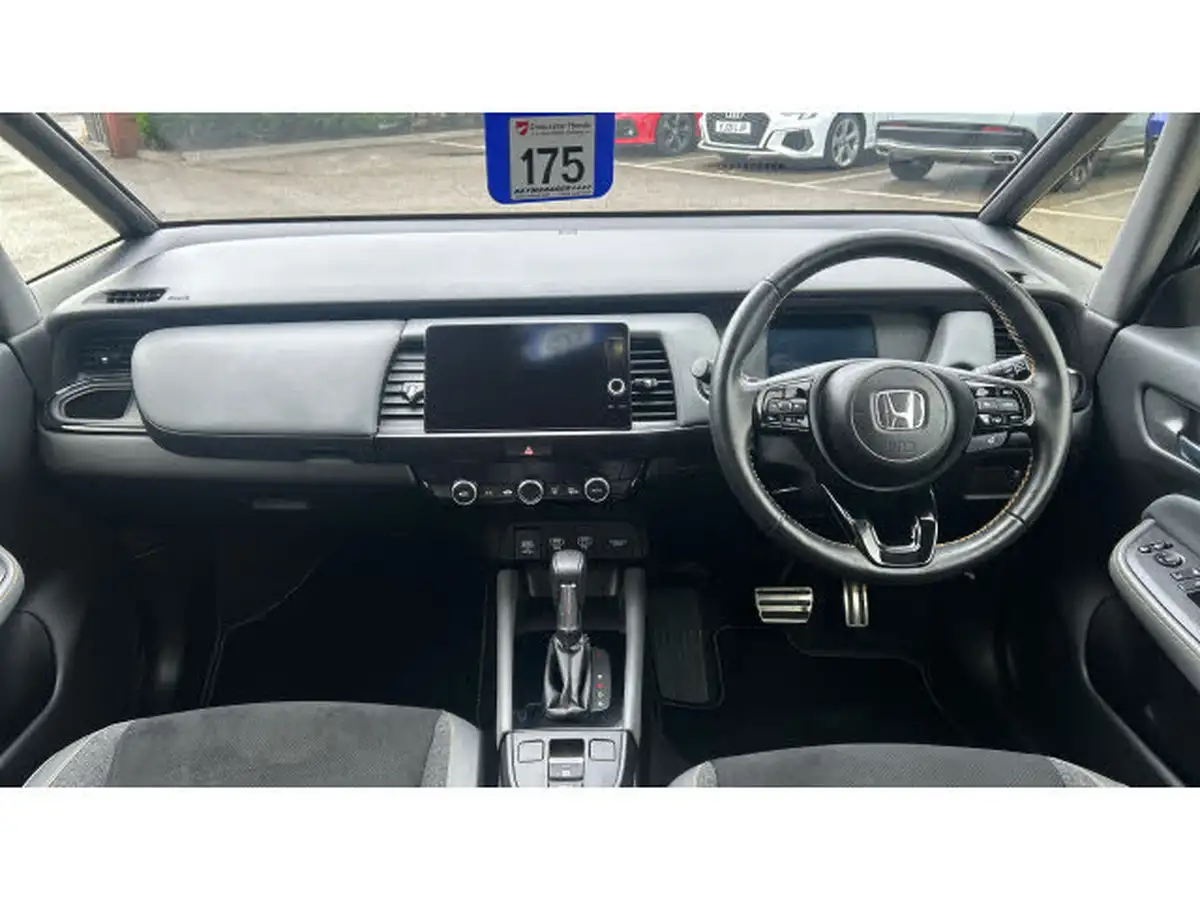 2023-honda-jazz-15-i-mmd-advance-sport-big-3