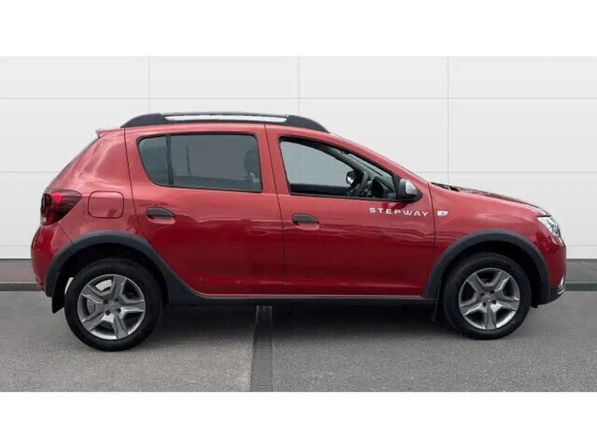 2018-dacia-sandero-stepway-15dci-laureate-big-4