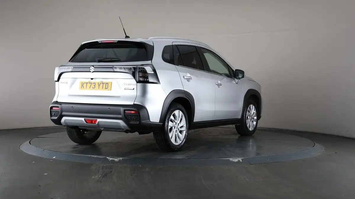2023-suzuki-s-cross-14-boosterjet-motion-big-65