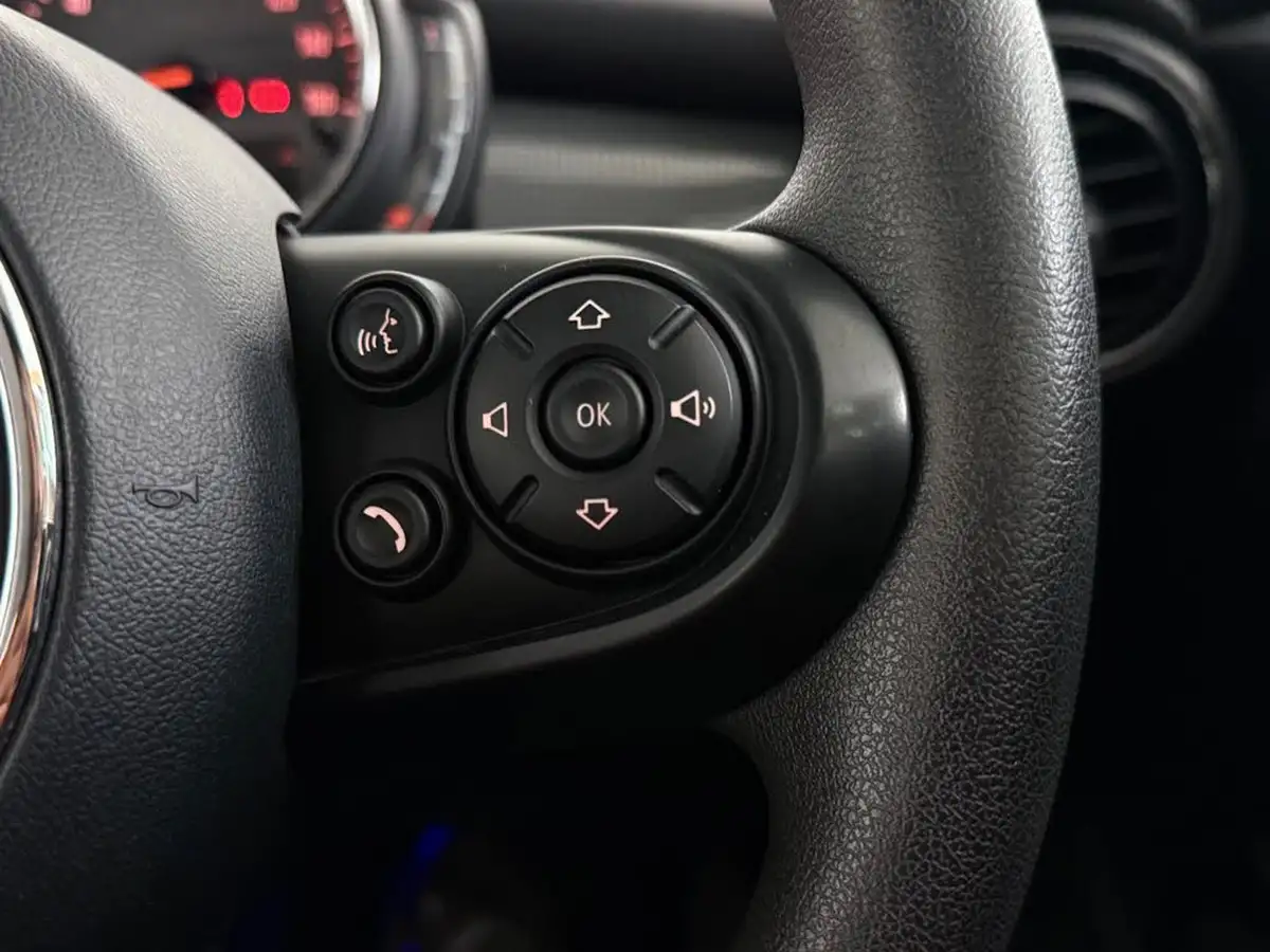 2020-mini-cooper-15-cooper-classic-hatchback-3d-auto-big-23