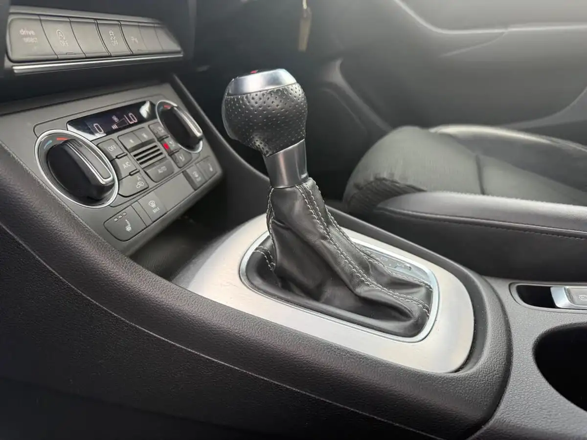 2017-audi-q3-20-tdi-quattro-s-line-edition-150ps-tronic-big-41