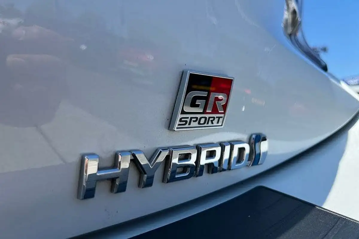 2022-toyota-corolla-18-vvt-i-gr-sport-120bhp-trk-hatchback-big-38