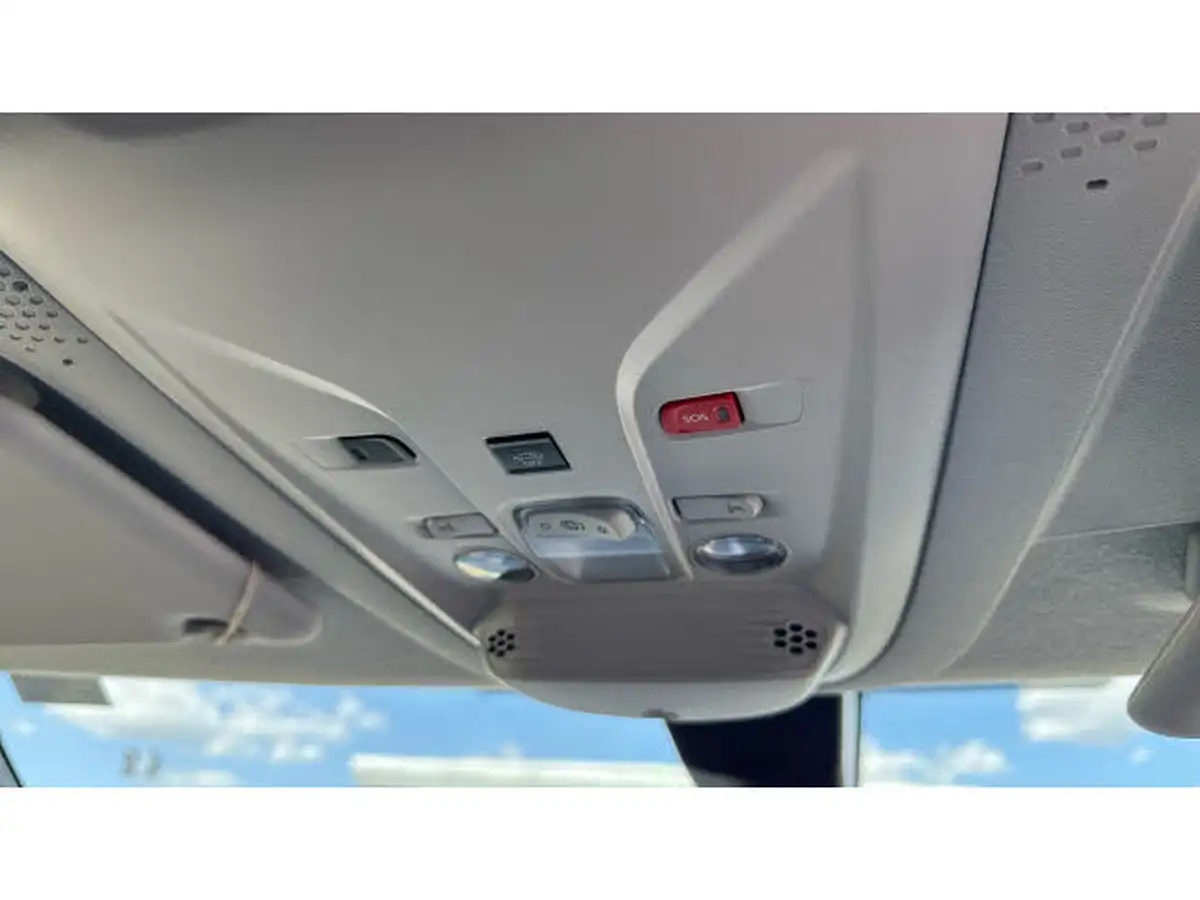 2023-toyota-proace-city-15d-design-100hpeu6d-big-31