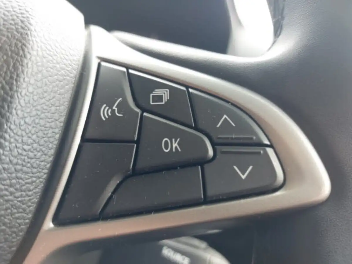 2023-dacia-sandero-10-tce-expression-90bhp-big-14