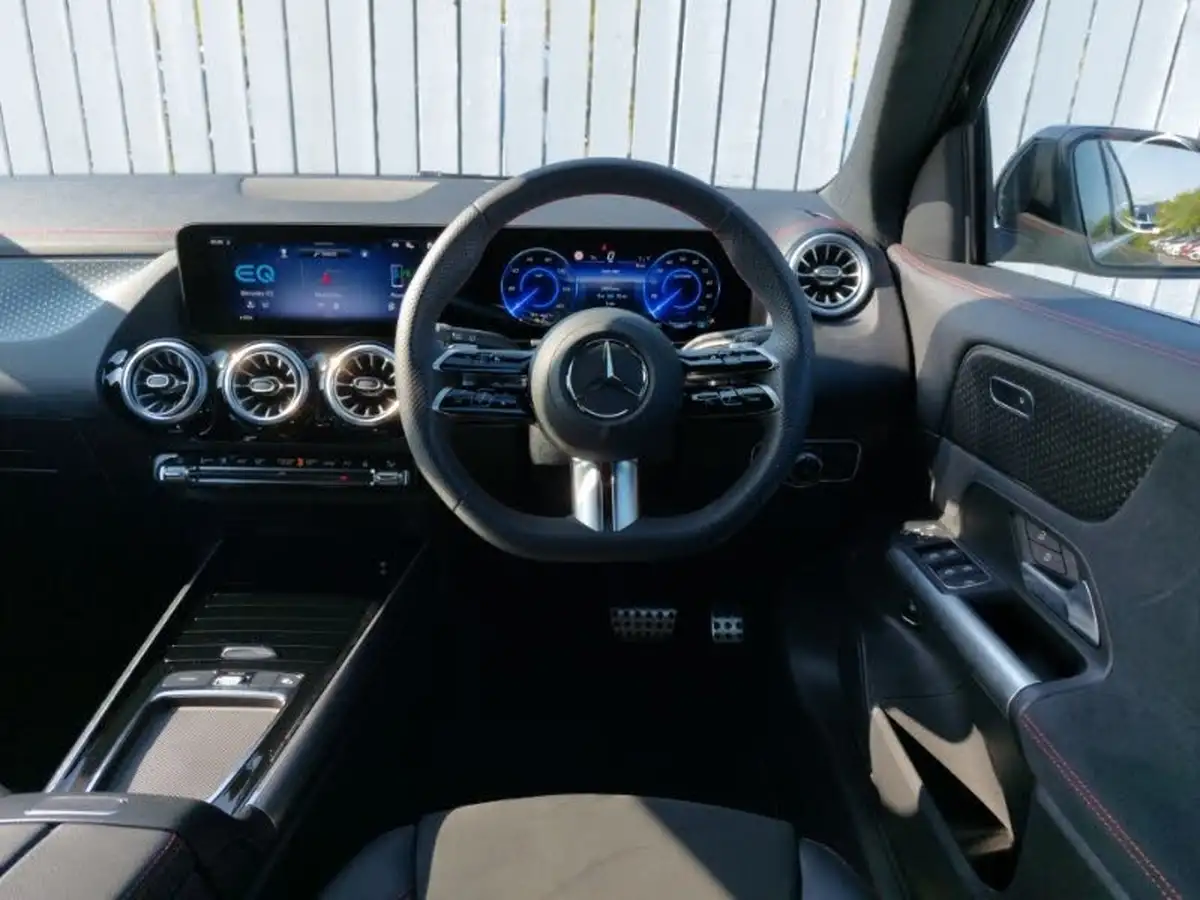 2024-mercedes-benz-eqa-e-eqa-250-amg-line-executive-big-4