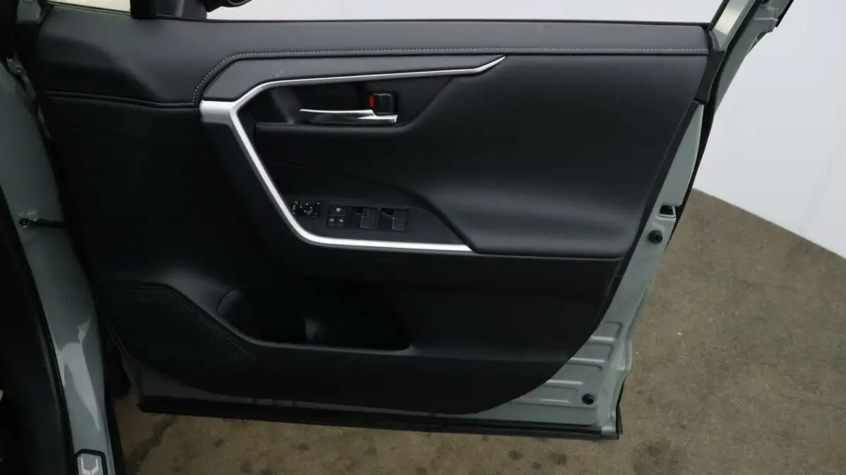2021-toyota-rav4-25-vvt-i-icon-big-14