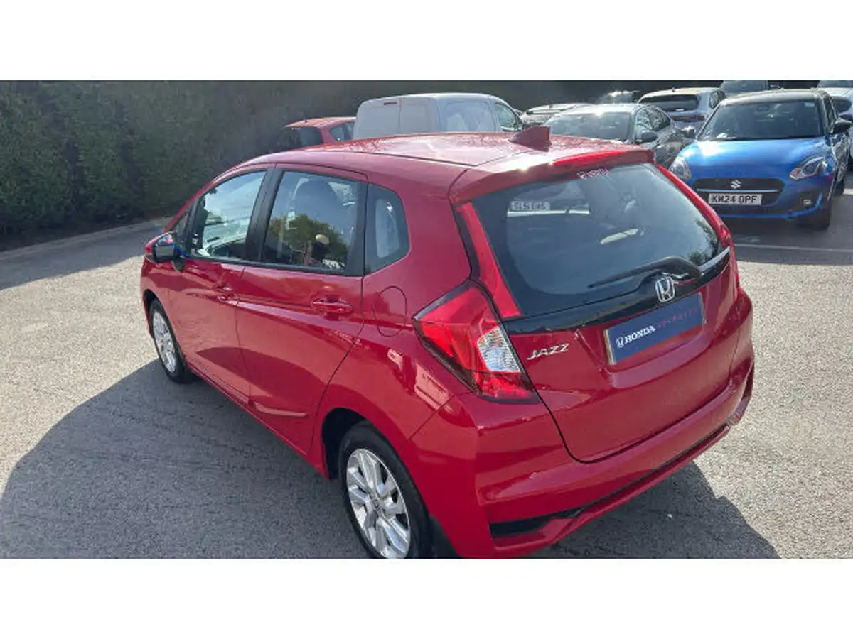 2018-honda-jazz-13-i-vtec-se-navi-big-31