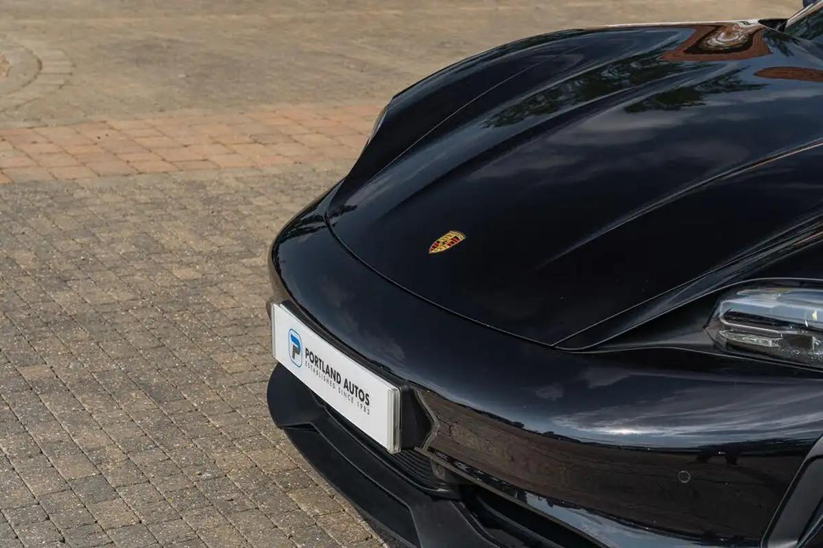 2021-porsche-taycan-e-base-476ps-performance-battery-plus-big-7