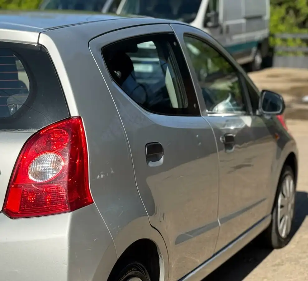2013-suzuki-alto-10-sz-big-28