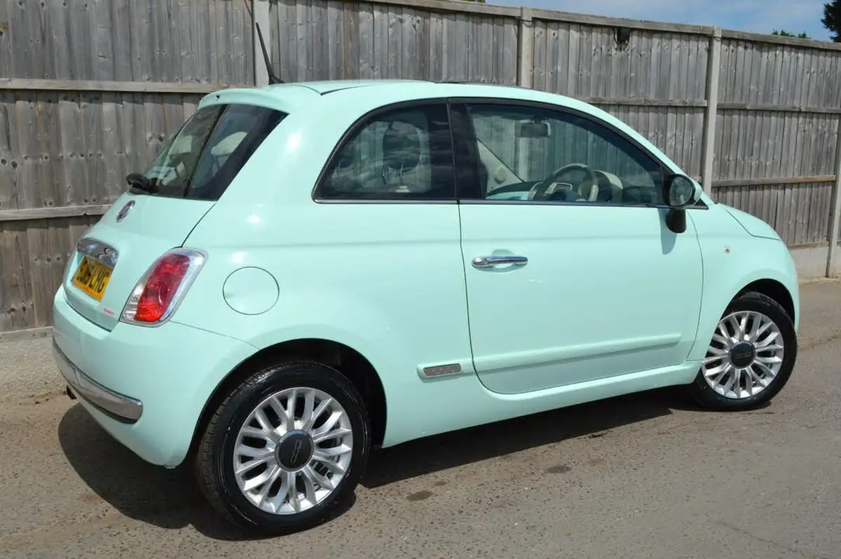 2015-fiat-500-12-lounge-ss-big-13