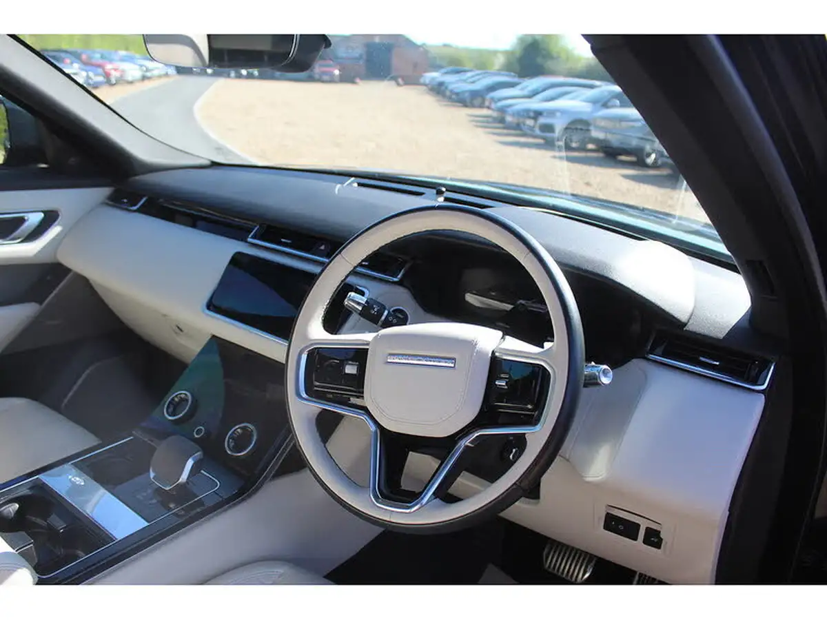 2021-land-rover-range-rover-velar-20-d200-velar-edition-big-11