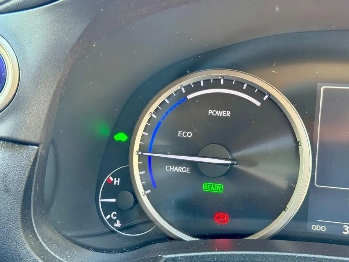 2018-lexus-nx-300h-25-luxury-p-navi-convenience-packpan-big-58