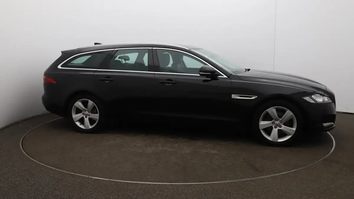 2018-jaguar-xf-20i-portfolio-249ps-sportbrake-5d-1997cc-big-36