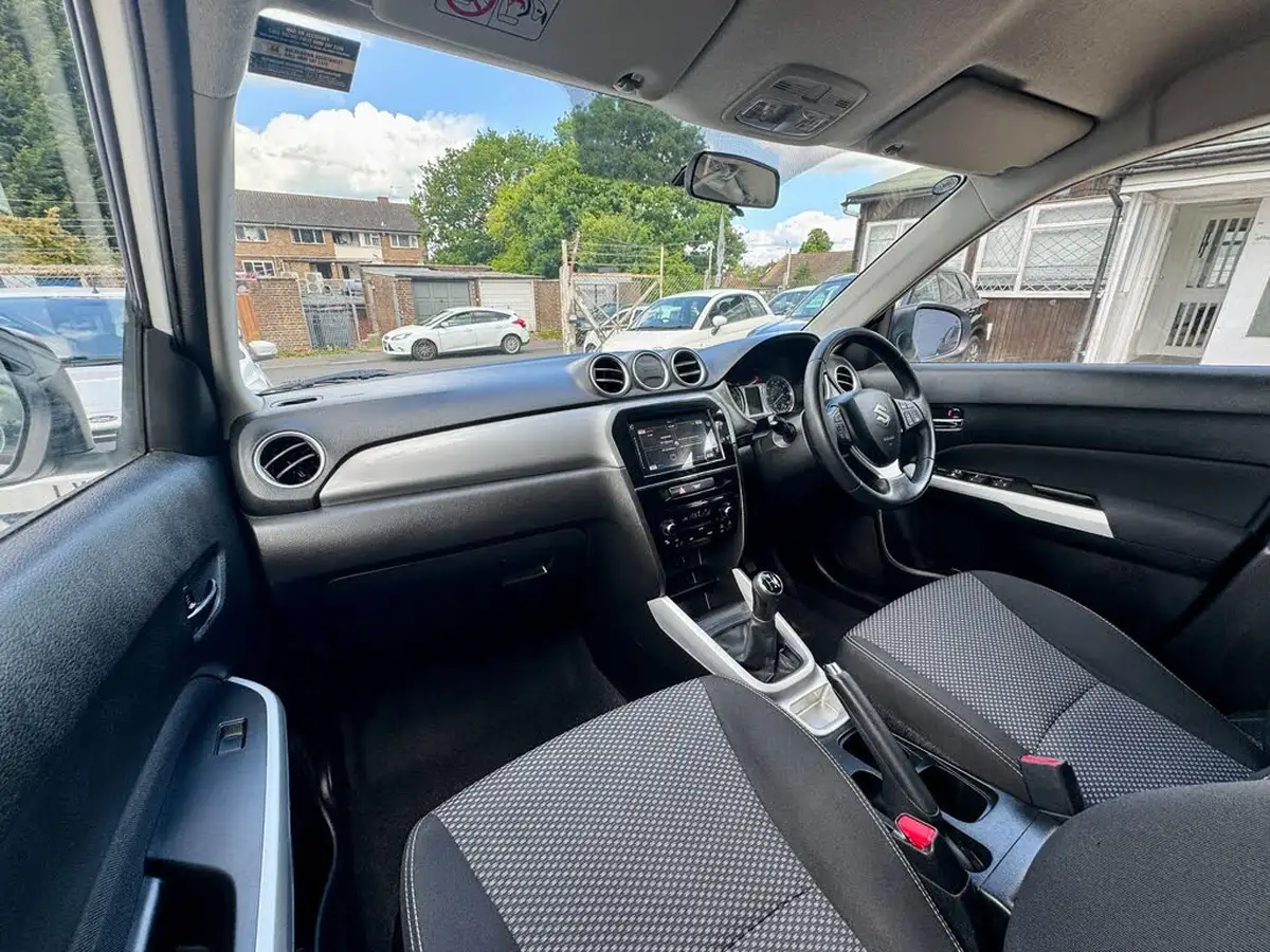 2018-suzuki-vitara-16-sz-t-big-25